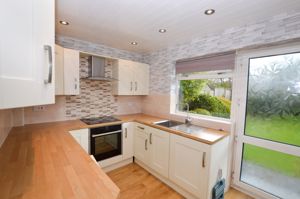 Kitchen- click for photo gallery